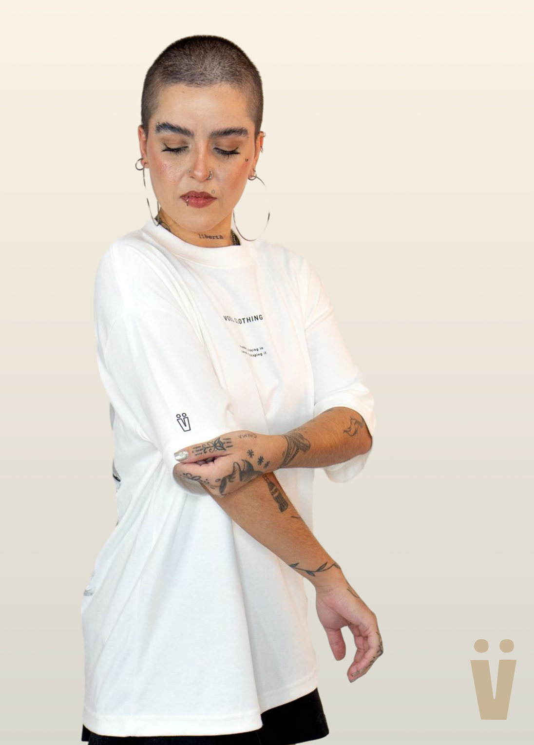 Camisa Oversized Unissex Casual em Algodão Premium – EMPTY