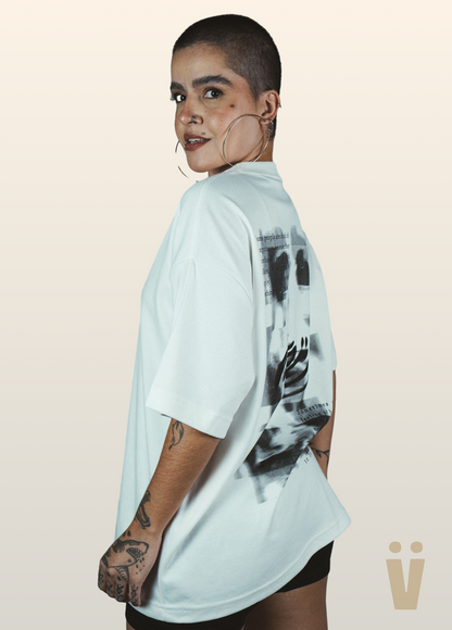 Camisa Oversized Unisex em Algodão Premium – VAZIO